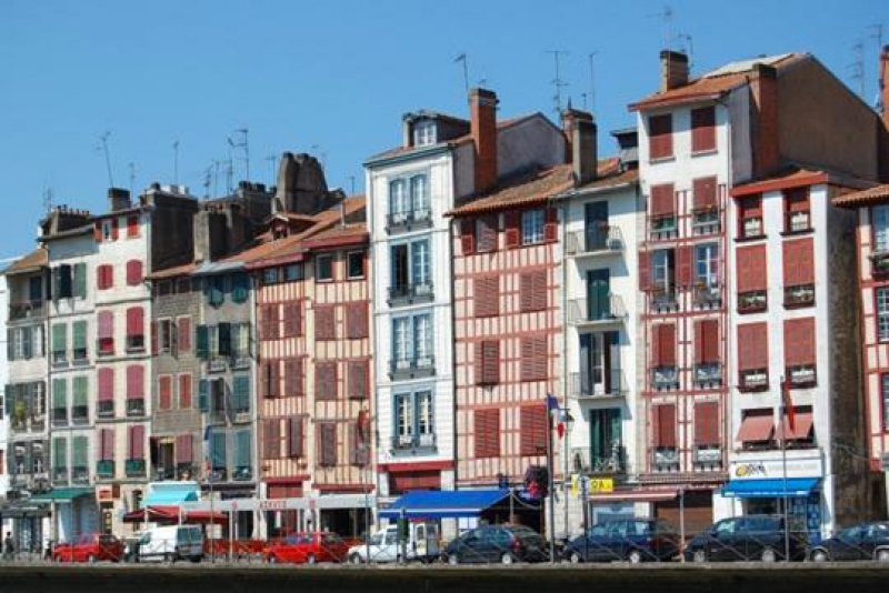 Découvrez la résidence Les Hauts de Beyris à Bayonne dans les Pyrénées